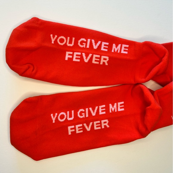 FIGS NWT YOU GIVE ME FEVER Compression Socks Small Red White Thermometer - Picture 5 of 5